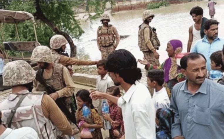 Pakistan Army continues relief operations in flood-hit areas