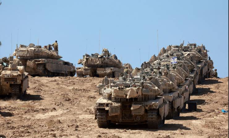 Israeli tanks, jets bombard Gaza City as Palestinians flee