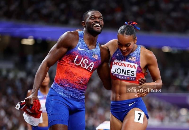 Benjamin defies Warholm and disqualification for world 400m hurdles title