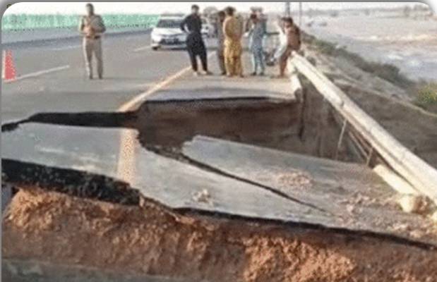 Flood washes away second track of M-5 motorway in Jalalpur Pirwala 