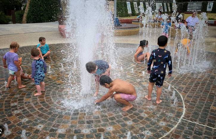 UN chief warns 1.5C warming goal at risk of 'collapsing'