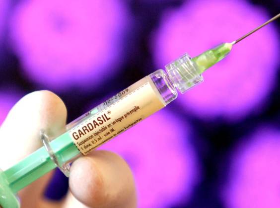 Ministry for blocking social media accounts propagating against anti-cancer vaccine   