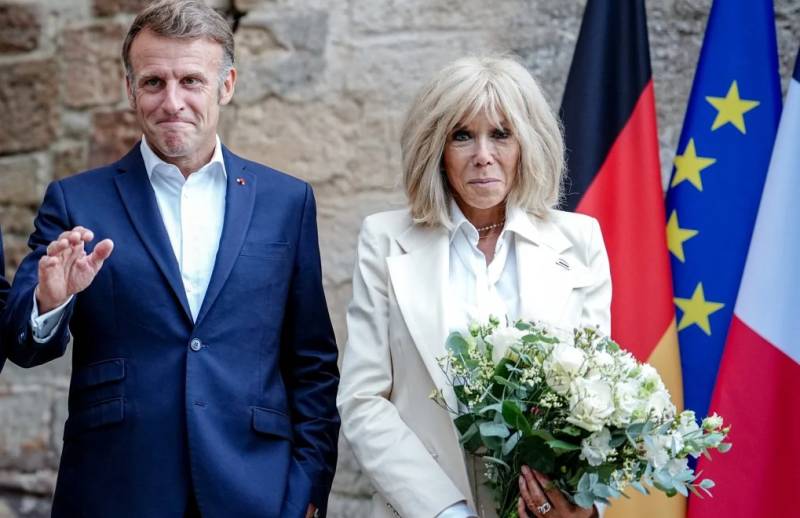 French President to present evidence on wife's gender in US court
