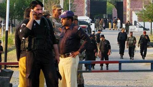 Police thwart terrorist attack at police station in Bannu