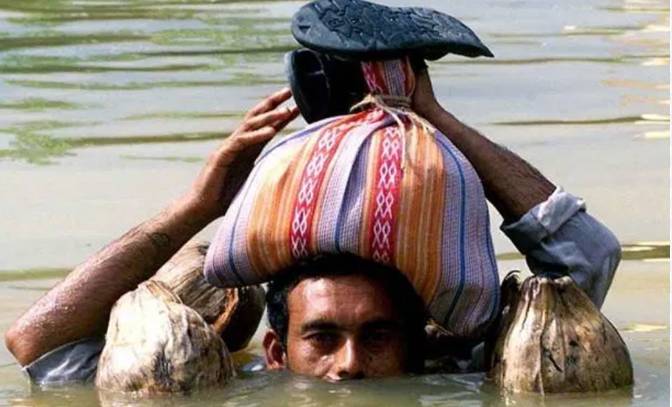 More villages submerged, crops destroyed after floodwaters enter Sindh