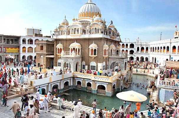 Modi govt exposed for barring Sikhs from Guru Nanak anniversary