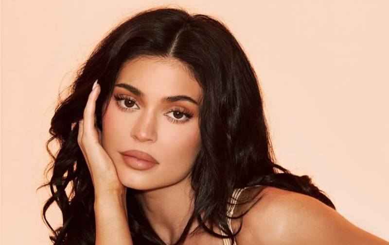 Kylie Jenner launches new Kylie Cosmetics campaign amid Timothée Chalamet’s Budapest shoot