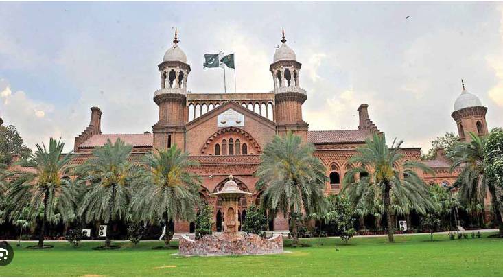 LHC issues contempt notice to Accountant General Punjab