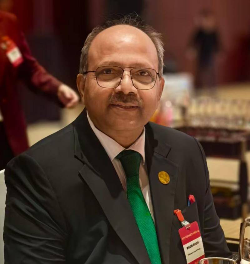 Prof Nizami urges global community to advocate peace and human dignity at Beijing symposium