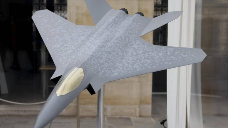 France doubles down on threat to build future fighter jet alone