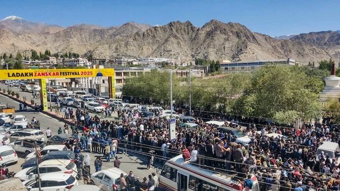 India kills five protestors in Ladakh