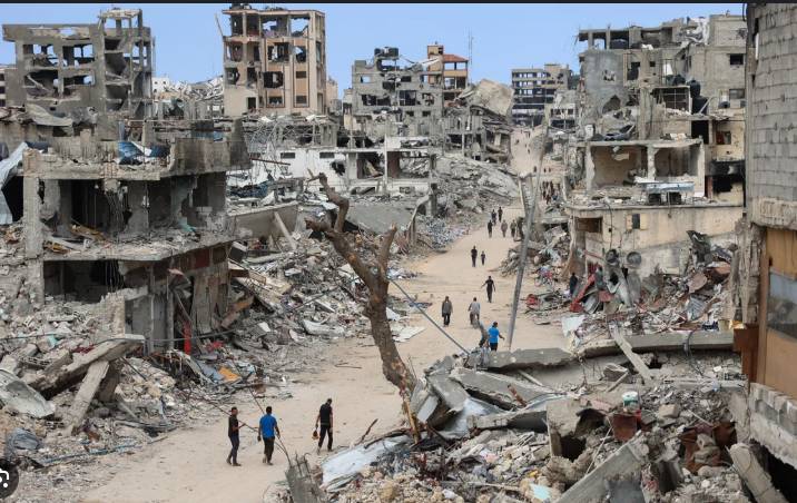 Israeli forces kill 15 Palestinians in Gaza homes