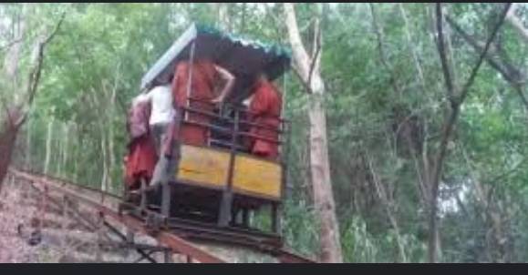Seven monks killed in Sri Lanka cable car accident