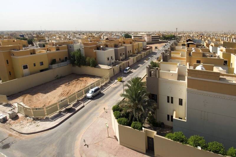 Saudi freezes Riyadh rents for five years