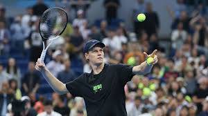 Sinner survives to sink qualifier as Swiatek launches Beijing bid