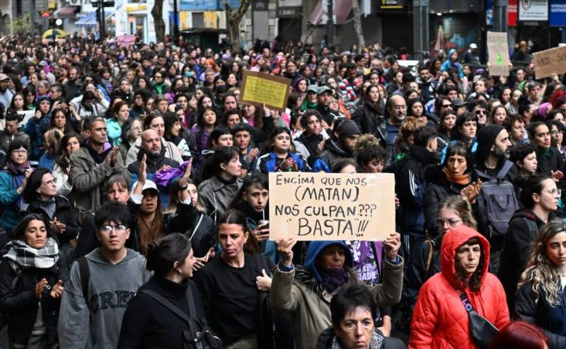 Argentina protesters march for victims of live-streamed femicide