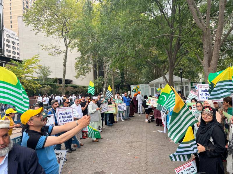 Kashmiri Americans gathered at the UN with full force, carrying the message of justice and freedom