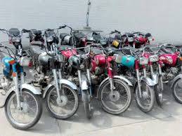 Khairpur police nab six snatchers, recover 22 motorcycles