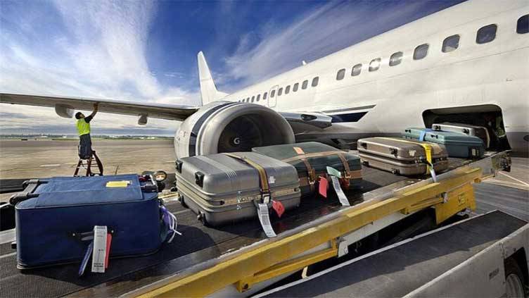 PIA flight arrives in Lahore leaving passengers' baggage behind in Jeddah