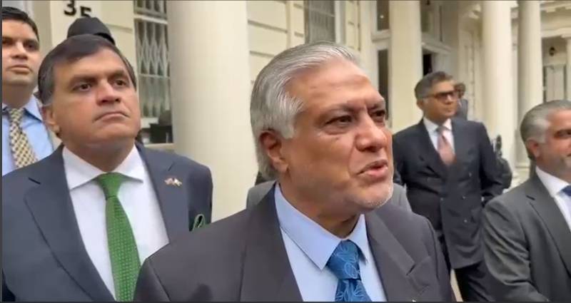 PM Shehbaz, DPM reach Pakistani High Commission in London