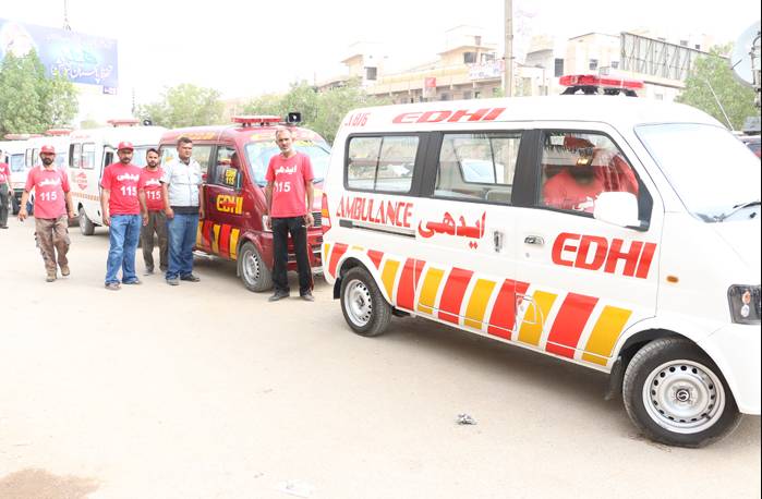 Poor Larkana parents hand over kids’ bodies to Edhi for burial