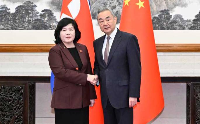 China calls on North Korea to oppose 'hegemony'