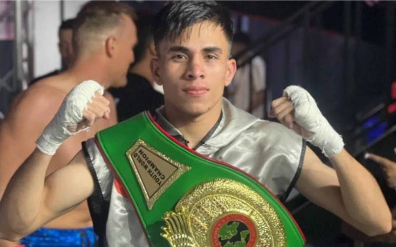 Pakistani boxer Sameer Khan knocks out India’s Bunty Singh to win Youth World Title