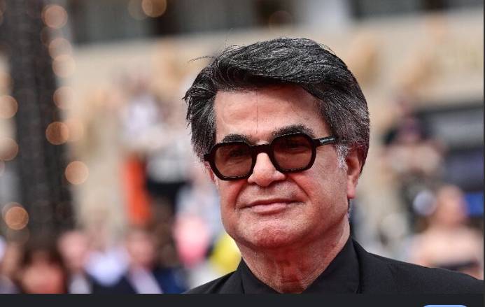 Iranian director Jafar Panahi defies censors again with new film