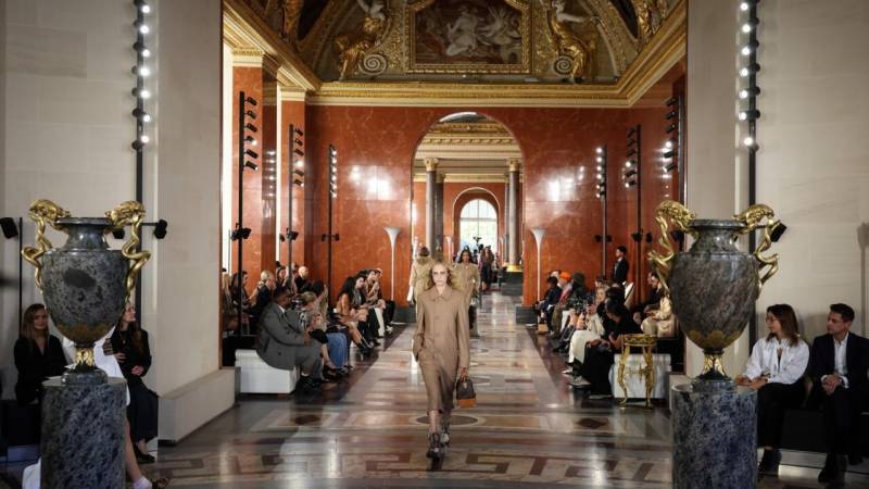 Louis Vuitton unveils ethereal collection at Paris Fashion week