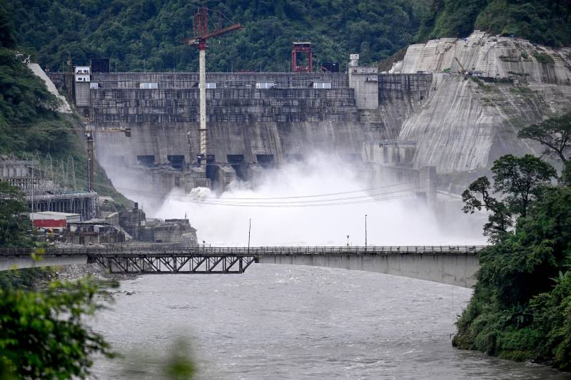 India plans mega-dam to counter China water fears