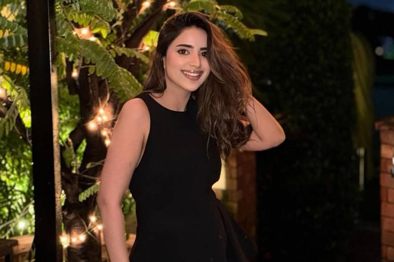 Saboor Aly melts hearts with adorable throwback clip from baby shower