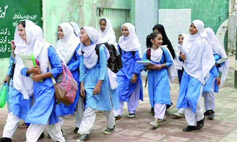 Faisalabad education department issues clarification on afternoon school closure rumors