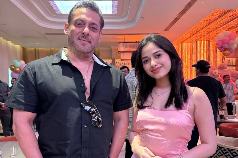 Jannat Zubair beams at Shura Khan’s baby shower alongside Bollywood stars
