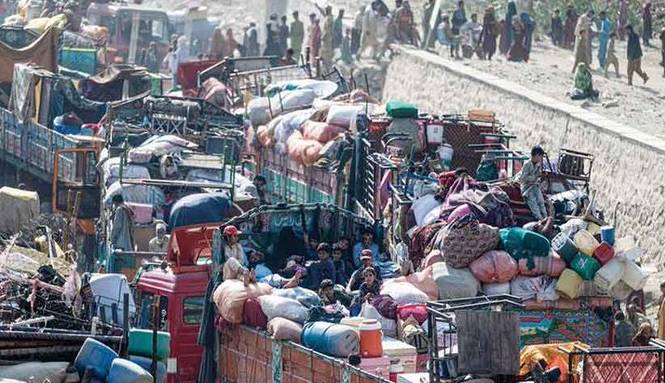 Karezat admin gives deportation orders to Afghans 