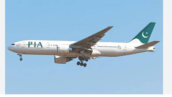 PIA Lahore-Toronto flight delayed over glitch 