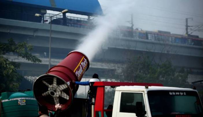 Use of anti-smog guns starts in Lahore 