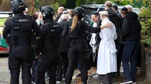 UK on 'high alert' following synagogue attack