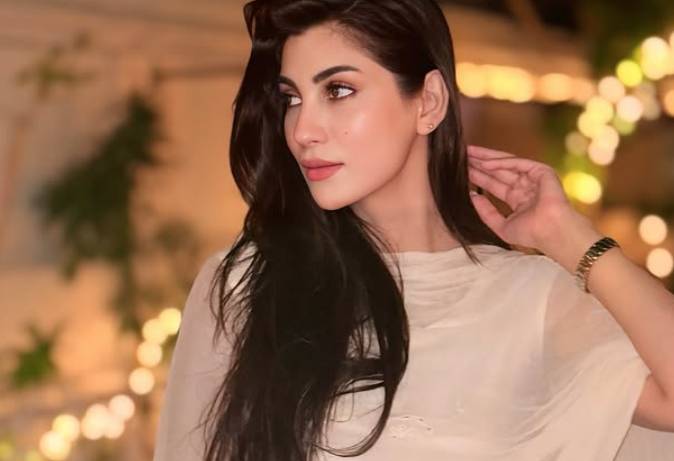 Nazish Jahangir bashed yet again for bold photos