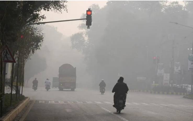 With 217 AQI, Lahore emerges as most polluted city in world