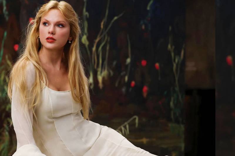 Taylor Swift drops bombshell; MORE songs coming