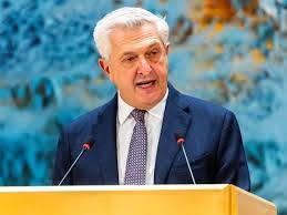 Cash-strapped UNHCR says shed 5,000 jobs this year
