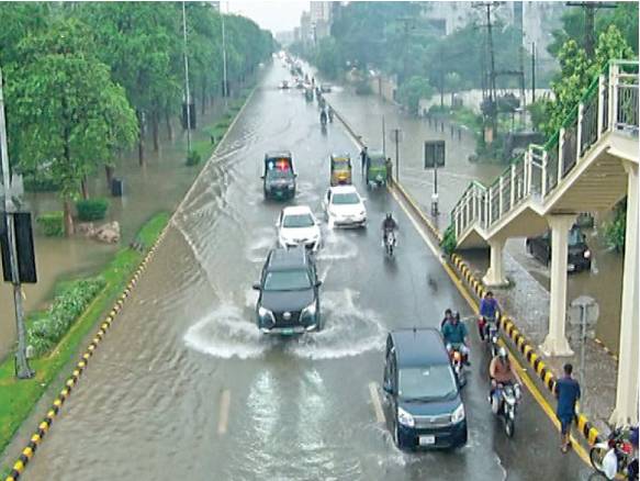 Winter around the corner as rain pounds Islamabad, Punjab, KP cities