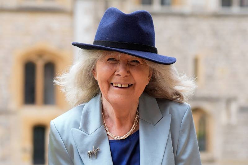UK queen pays tribute to author Jilly Cooper, dead at 88