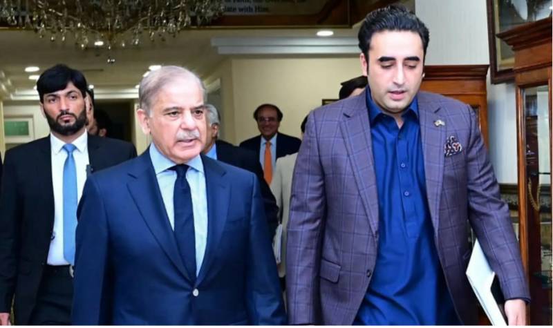 PM Shehbaz, Bilawal discuss political situation on phone call