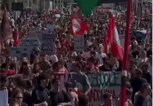Pakistan condemns Israeli action to stop Global Sumud Flotilla: FO