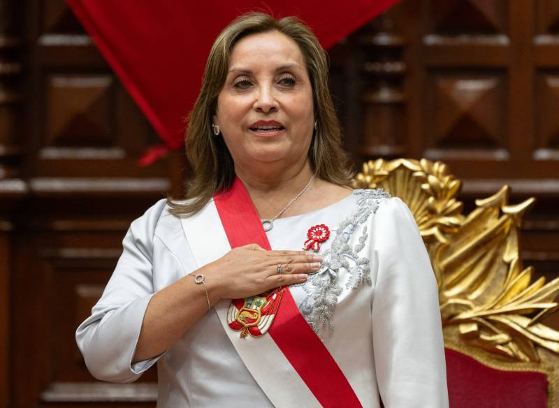Peru lawmakers oust president slammed for crime crisis
