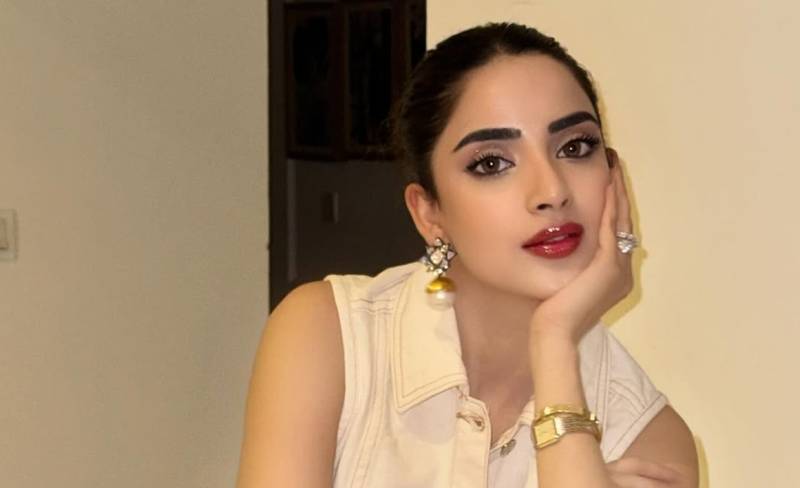 Saboor Aly reminds fans ‘life’s too short to please people'