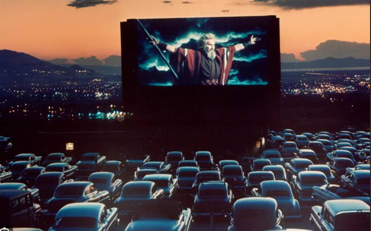 Drive-in theaters are going dark in US