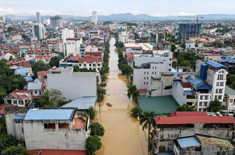 At least 64 dead, 65 missing in Mexico floods