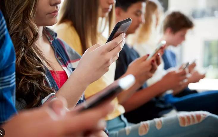 YouTube warns Australia social media ban will not keep children safe